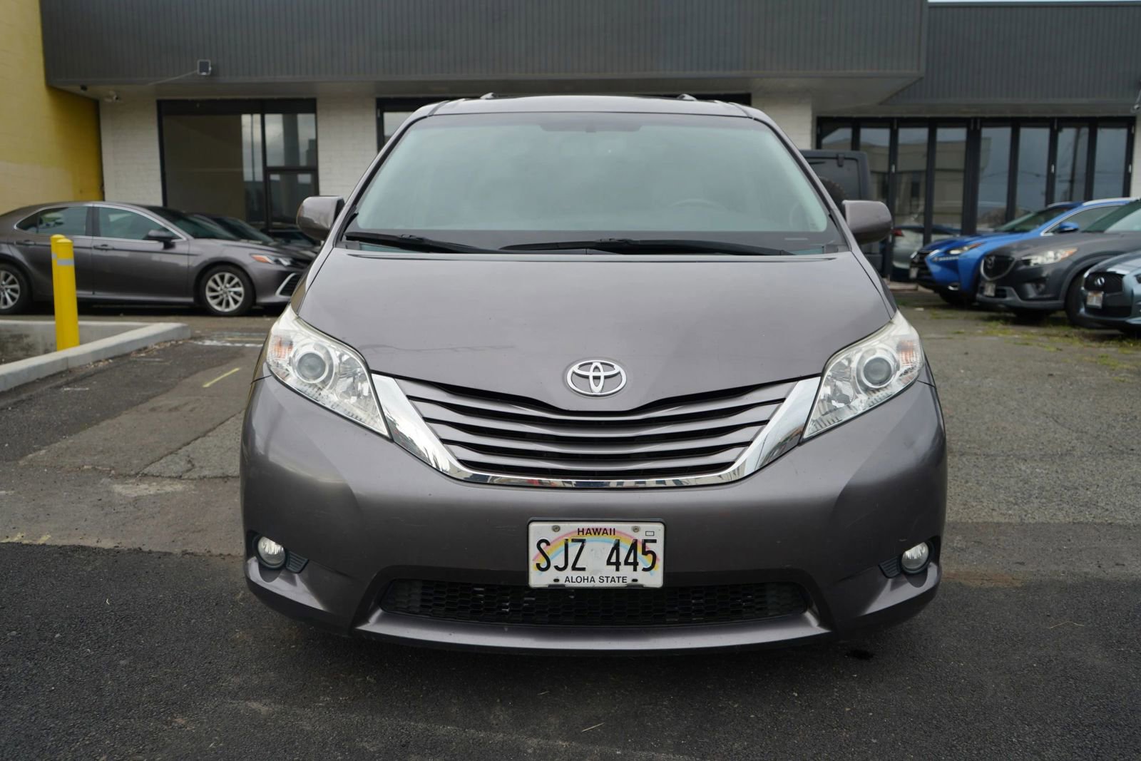 Used 2015 Toyota Sienna FWD image 3