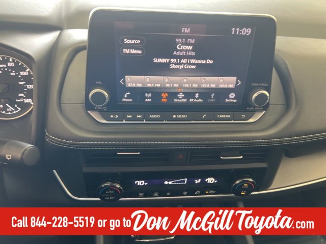 Used 2024 Nissan Rogue SV image 19