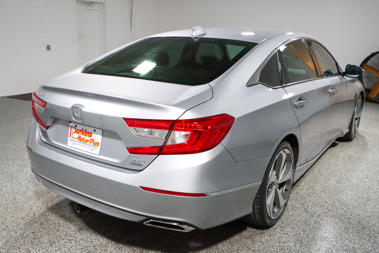 Used 2019 Honda Accord Touring image 7