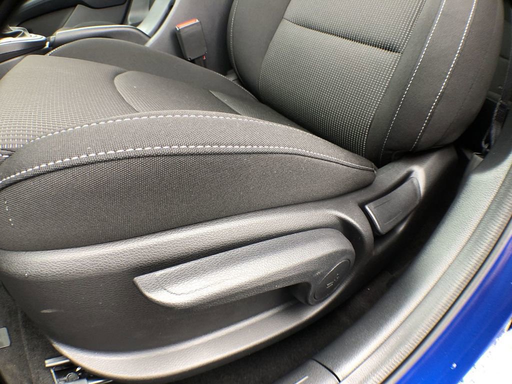 Used 2021 Kia Forte LXS FWD image 31