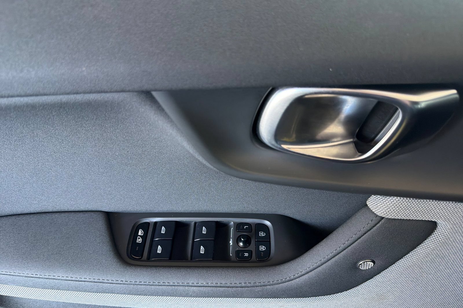 Used 2021 Polestar Polestar 2 AWD/4WD image 10