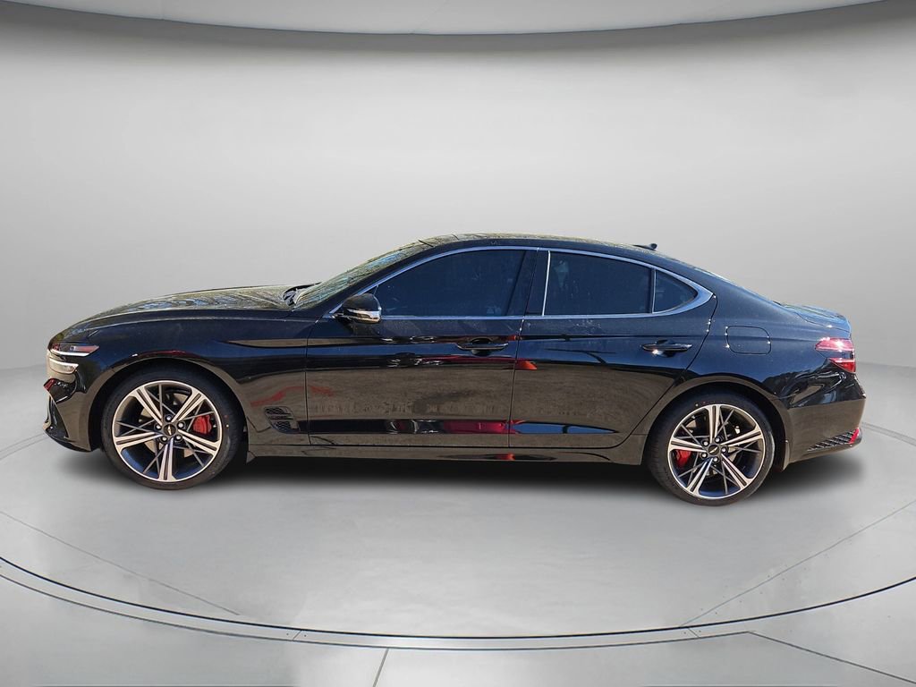 Used 2024 Genesis G70 3.3T Advanced RWD image 3