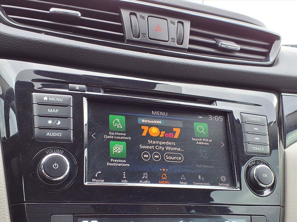 Used 2019 Nissan Rogue Sport SL w/ Premium Package image 4