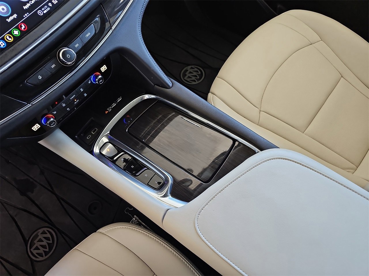 Certified 2023 Buick Enclave Essence image 24