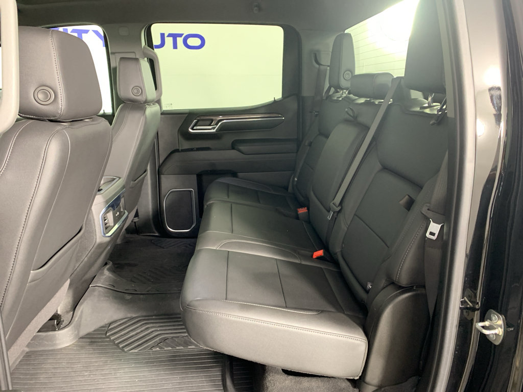Used 2024 Chevrolet Silverado 1500 LTZ AWD/4WD image 30