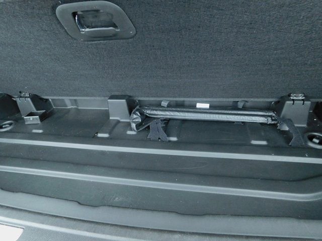 Used 2023 Chevrolet Tahoe High Country image 15