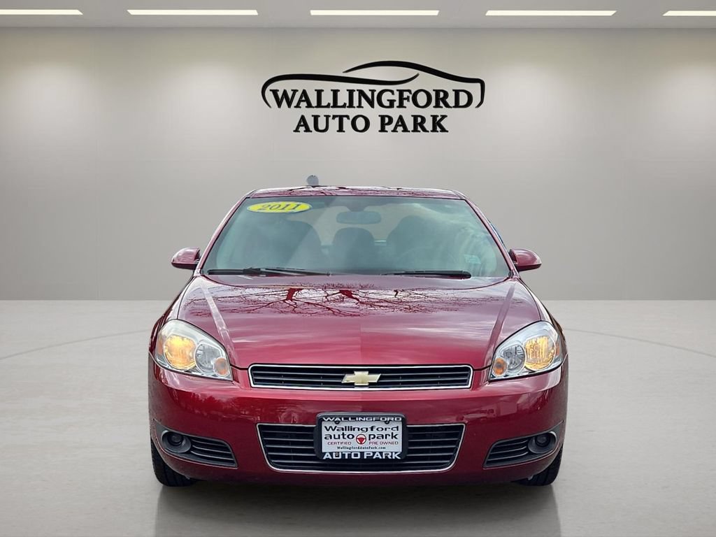 Used 2011 Chevrolet Impala LT FWD image 2