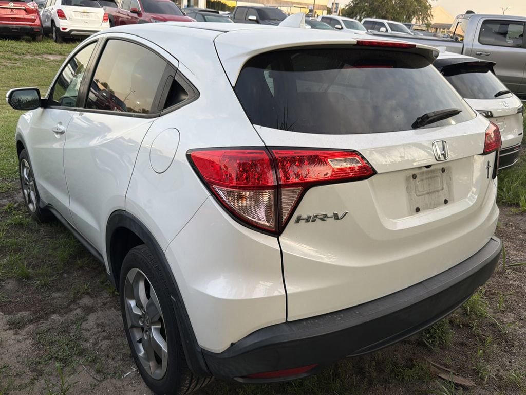 Used 2017 Honda HR-V EX image 8
