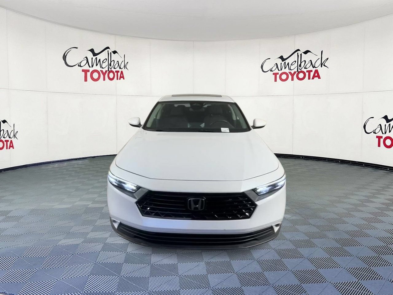 Used 2023 Honda Accord EX image 5