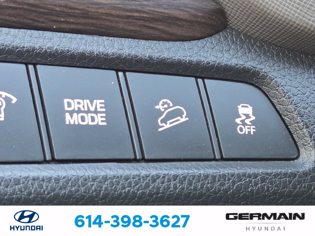Used 2018 Hyundai Santa Fe Sport FWD image 31