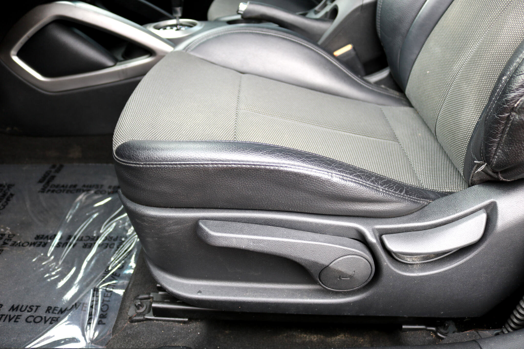 Used 2015 Hyundai Veloster w/ Option Group 03 image 19