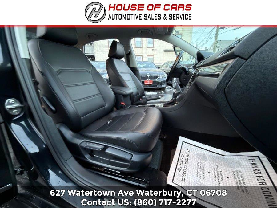Used 2017 Volkswagen Passat 1.8T SE image 33