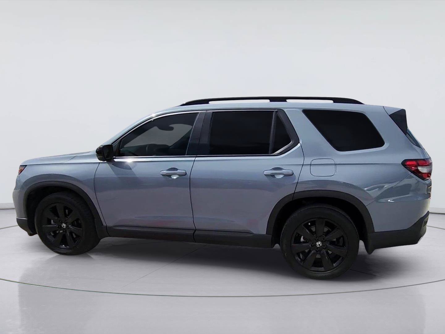 Used 2025 Honda Pilot Black Edition image 6