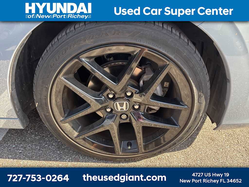 Used 2024 Honda Civic Sport image 6