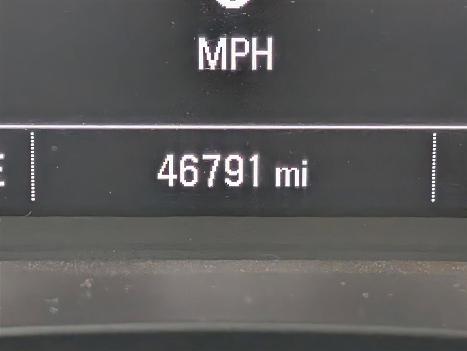 Used 2024 Chevrolet Traverse LS w/ Safety Package FWD image 29