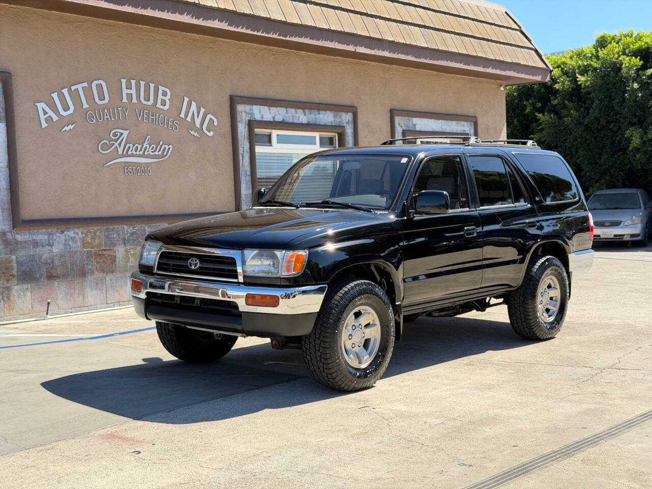 Used 1997 Toyota 4Runner SR5 RWD image 1