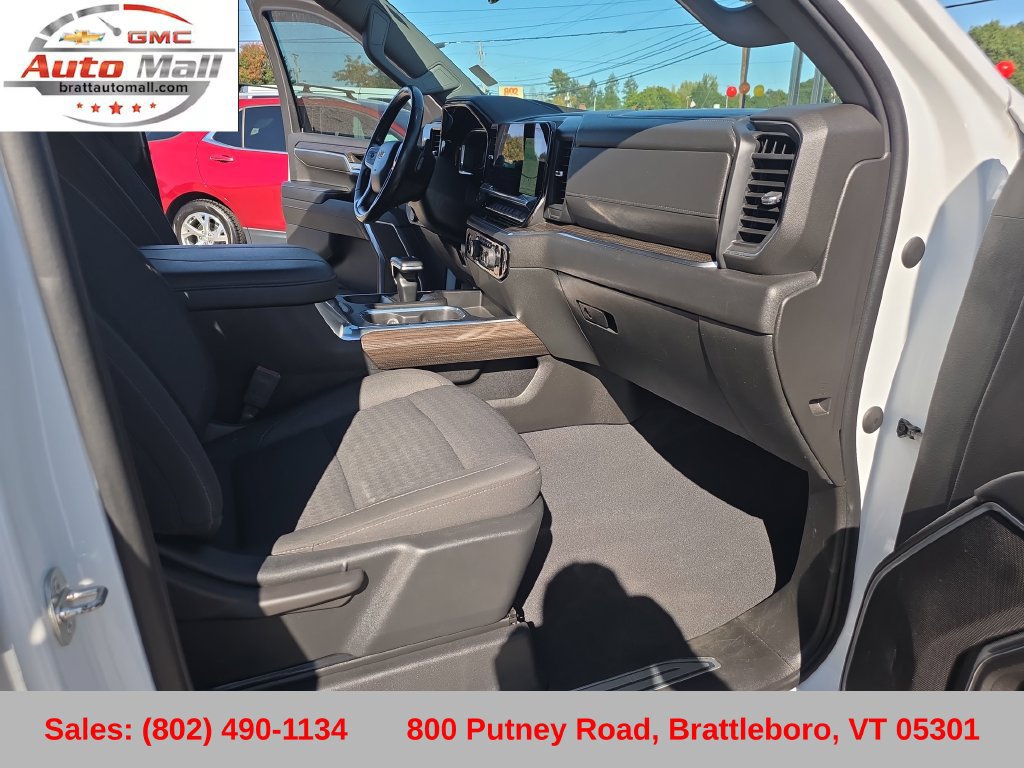 Used 2023 Chevrolet Silverado 1500 LT AWD/4WD image 24
