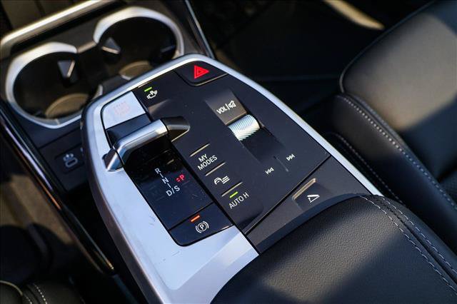 New 2027 BMW X1 xDrive28i AWD/4WD image 18