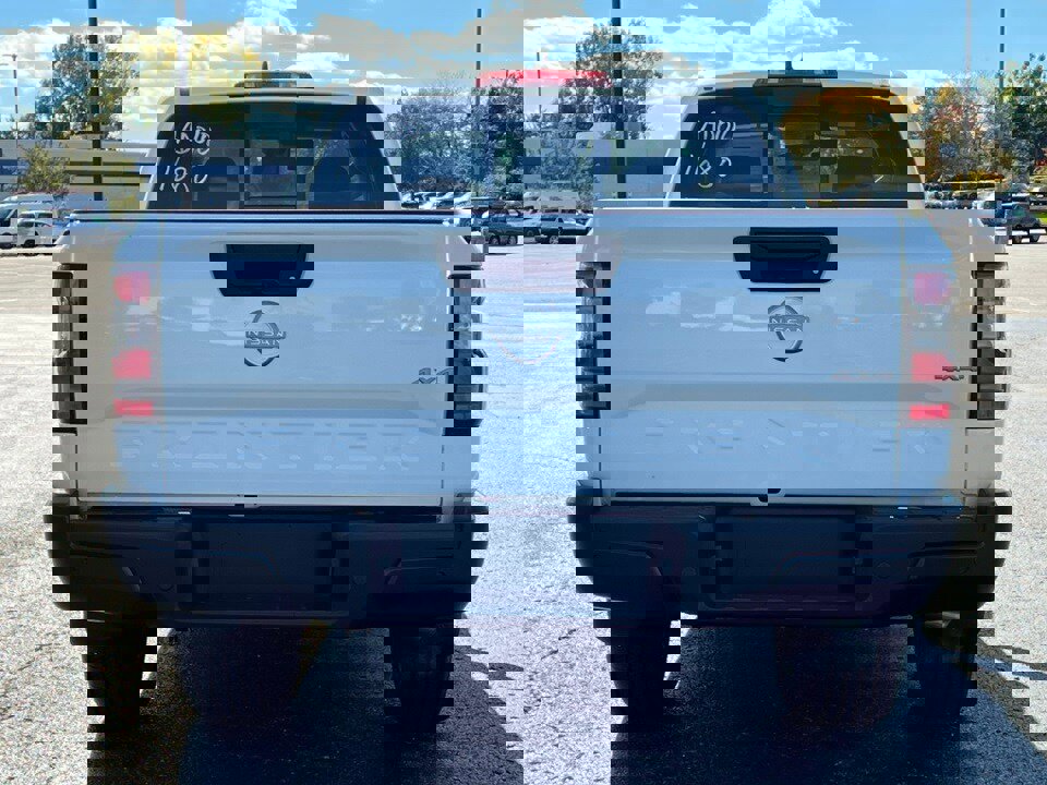New 2026 Nissan Frontier S image 39