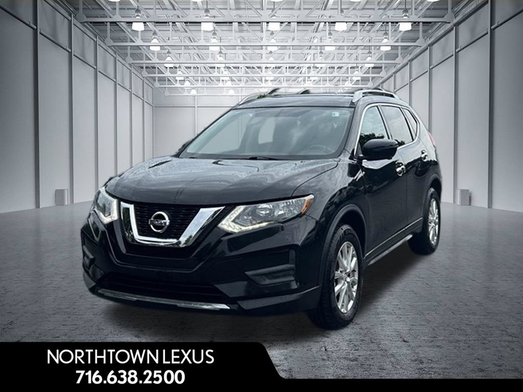 Used 2017 Nissan Rogue SV AWD/4WD image 1