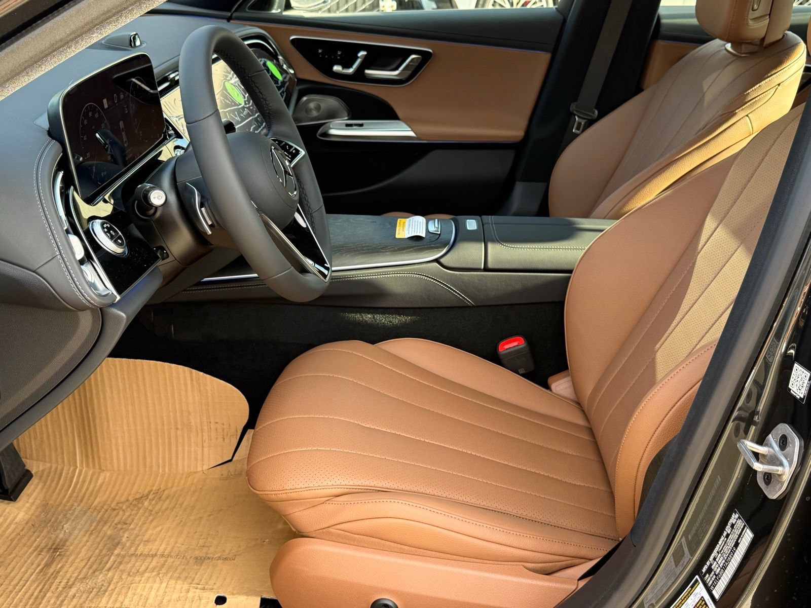 New 2026 Mercedes-Benz E 450 4MATIC Sedan image 16