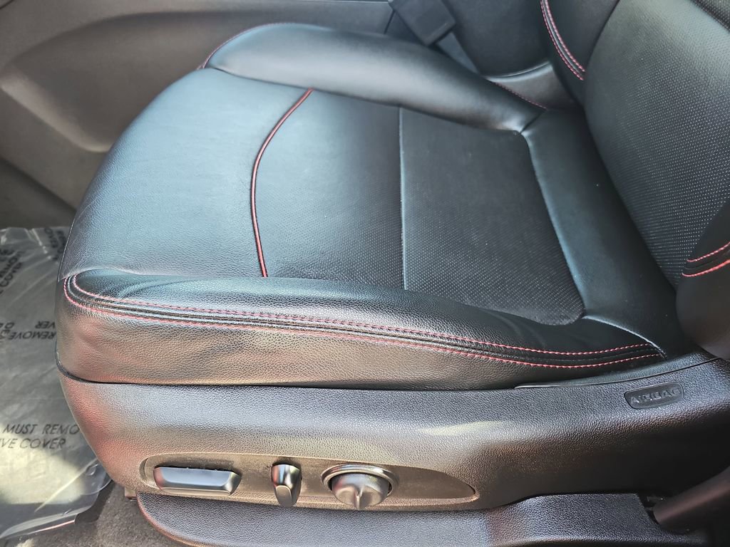 Used 2024 Chevrolet Equinox RS w/ RS Leather Package image 28