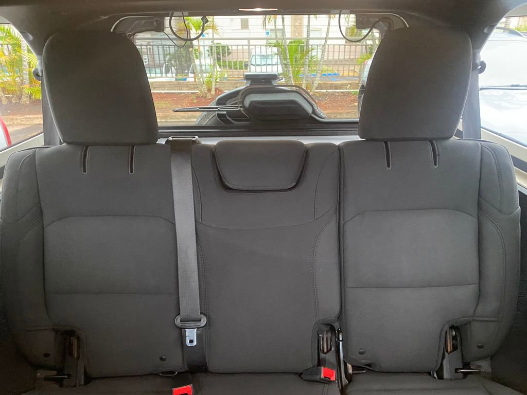 Used 2019 Jeep Wrangler Unlimited Sport S image 36