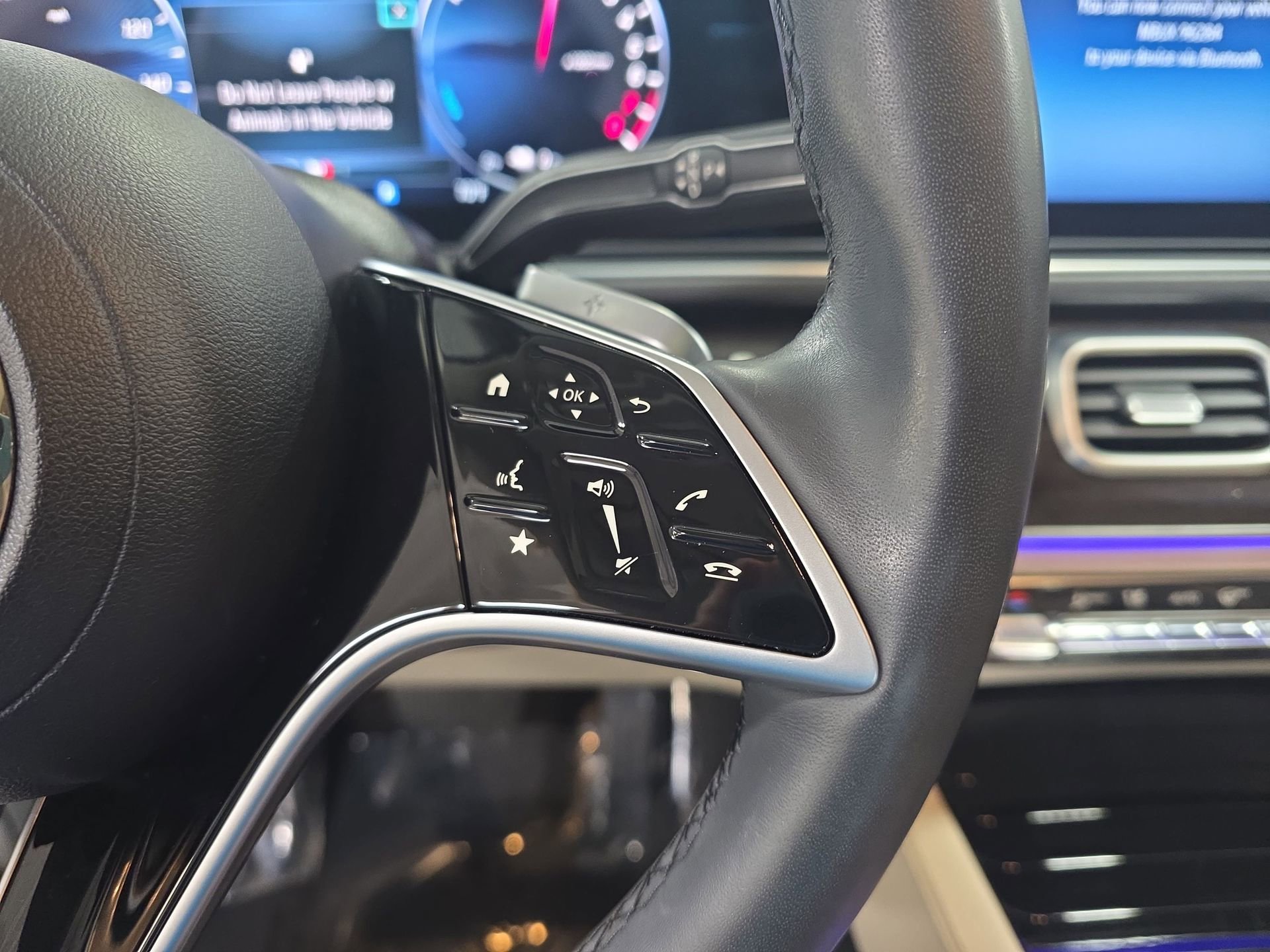 Certified 2024 Mercedes-Benz GLE 450e 4MATIC image 18