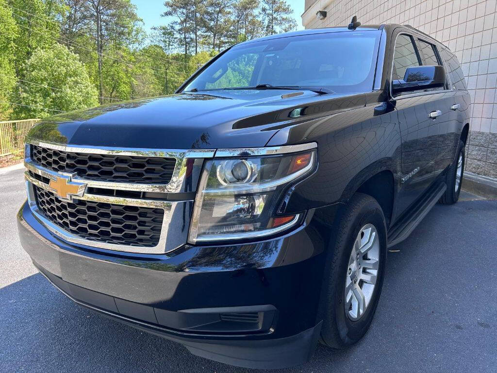 Used 2020 Chevrolet Suburban LT AWD/4WD image 3