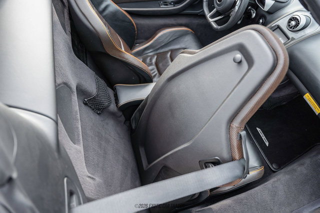 Used 2013 McLaren MP4-12C Spider RWD image 45