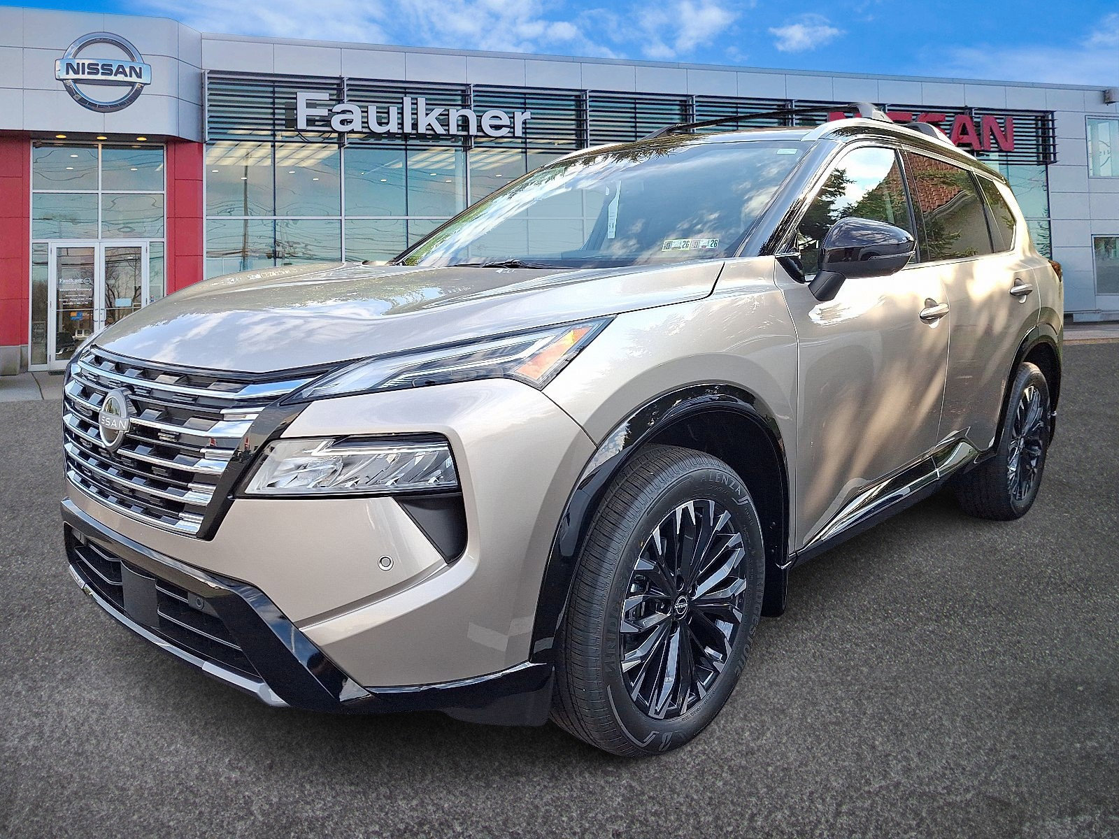 New 2026 Nissan Rogue Platinum image 3