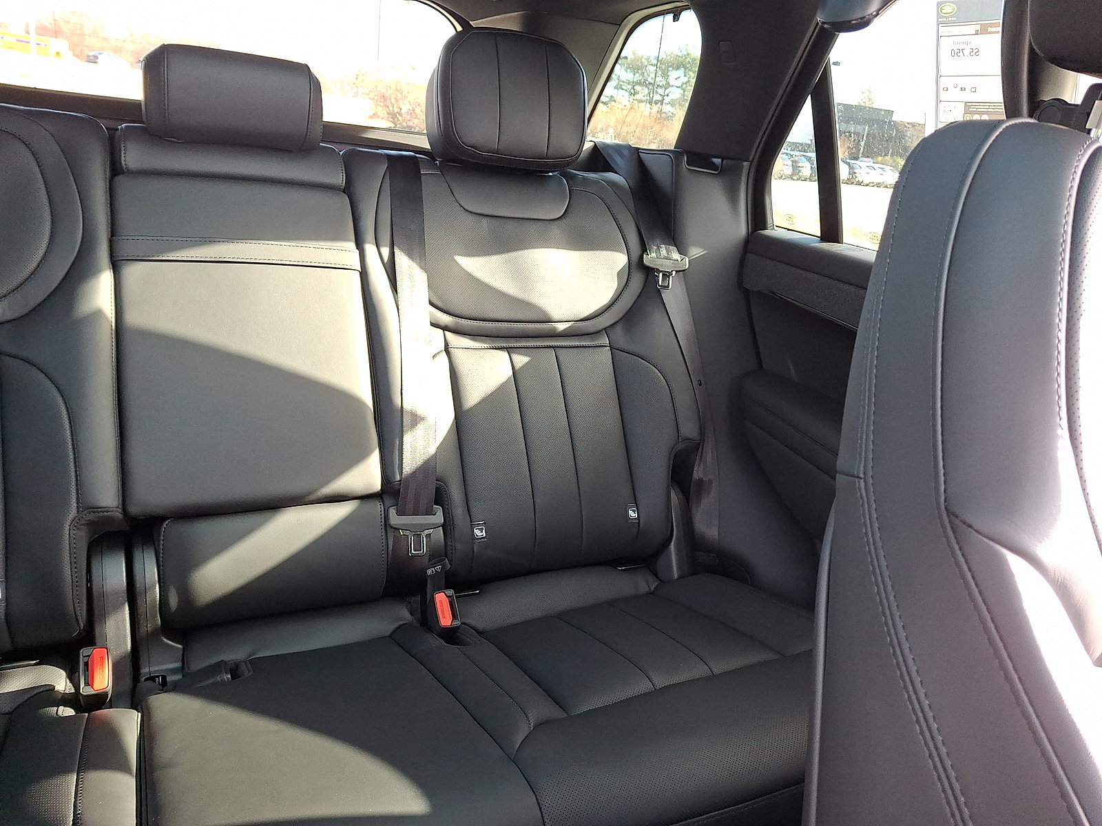 New 2026 Land Rover Range Rover Sport SE image 17