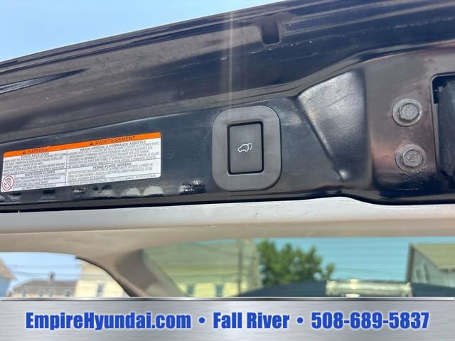Used 2018 Toyota Sienna XLE w/ XLE Navigation Package AWD/4WD image 16