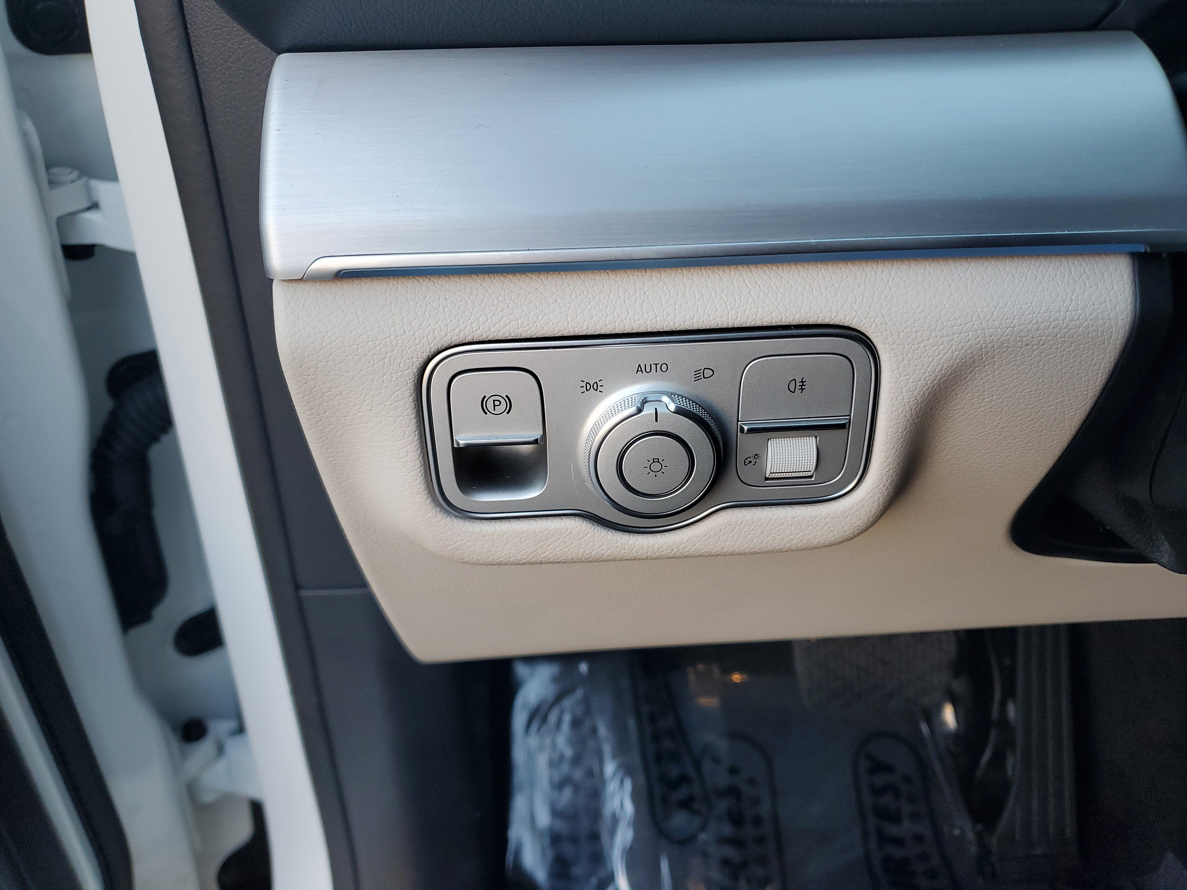 Used 2025 Mercedes-Benz GLE 350 4MATIC image 33