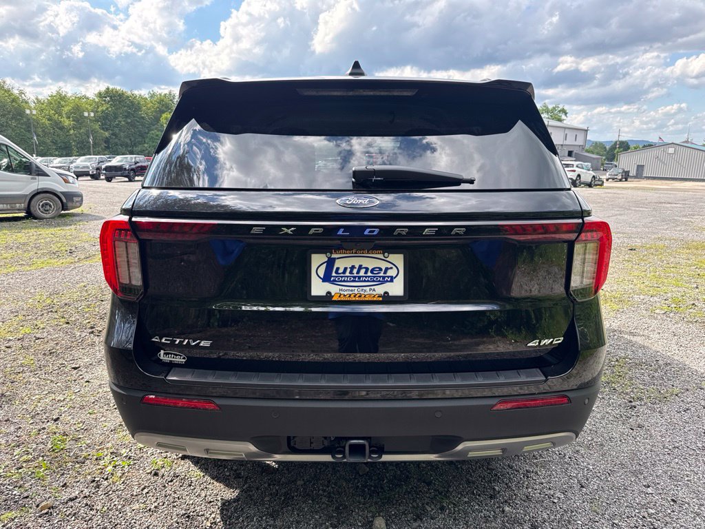 New 2026 Ford Explorer Active w/ Active Comfort Package AWD/4WD image 7