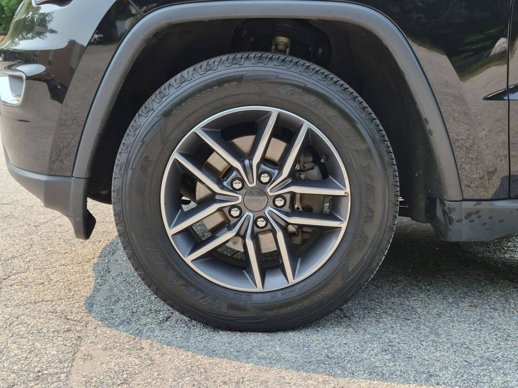 Certified 2020 Jeep Grand Cherokee Limited AWD/4WD image 30