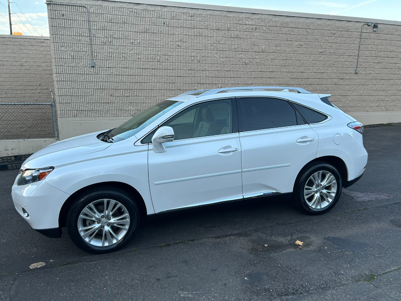 Used 2011 Lexus RX 450h AWD image 8