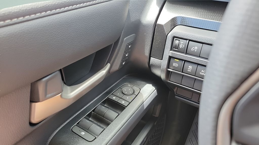 New 2026 Toyota 4Runner Limited AWD/4WD image 19