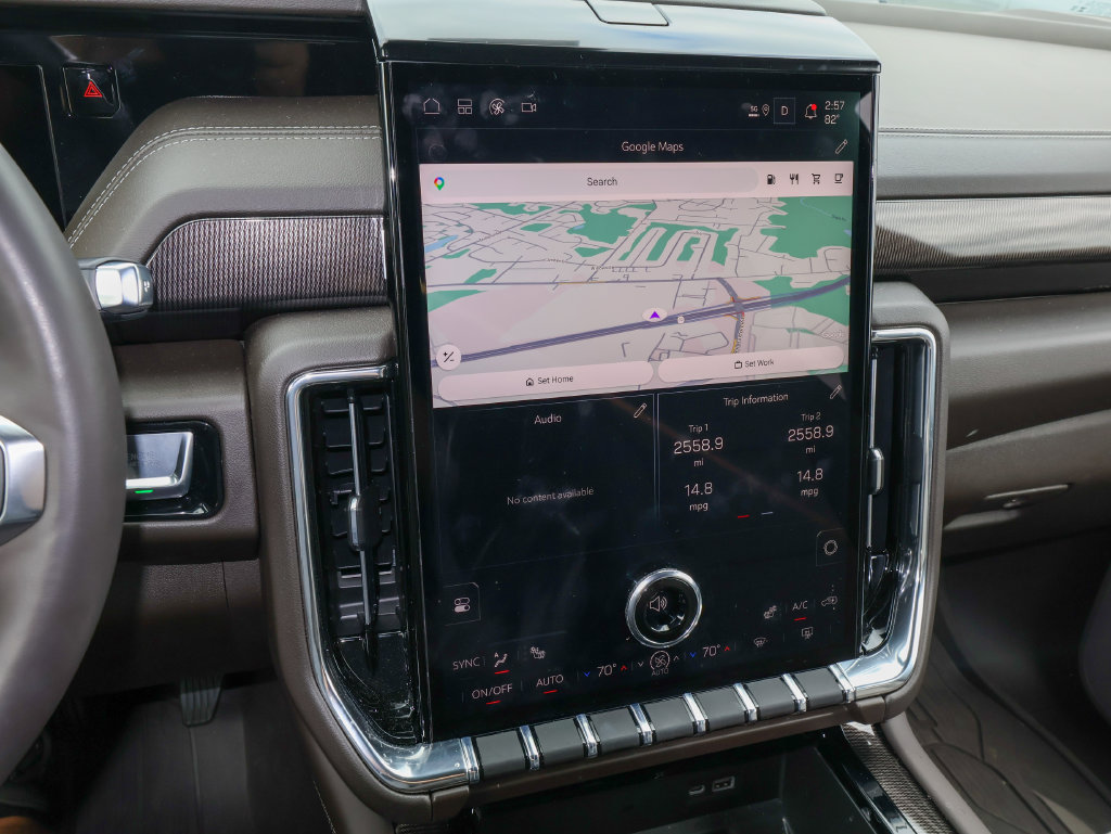 New 2026 GMC Yukon XL Elevation AWD/4WD image 18