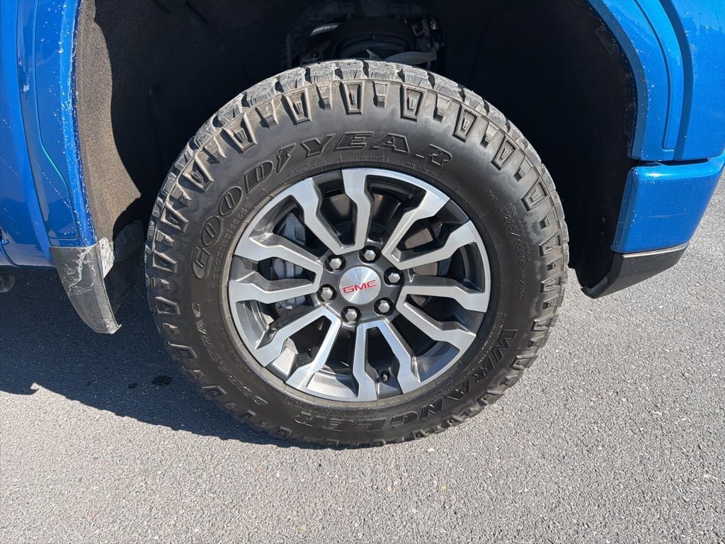 Used 2022 GMC Sierra 1500 AT4 w/ AT4 Preferred Package image 12