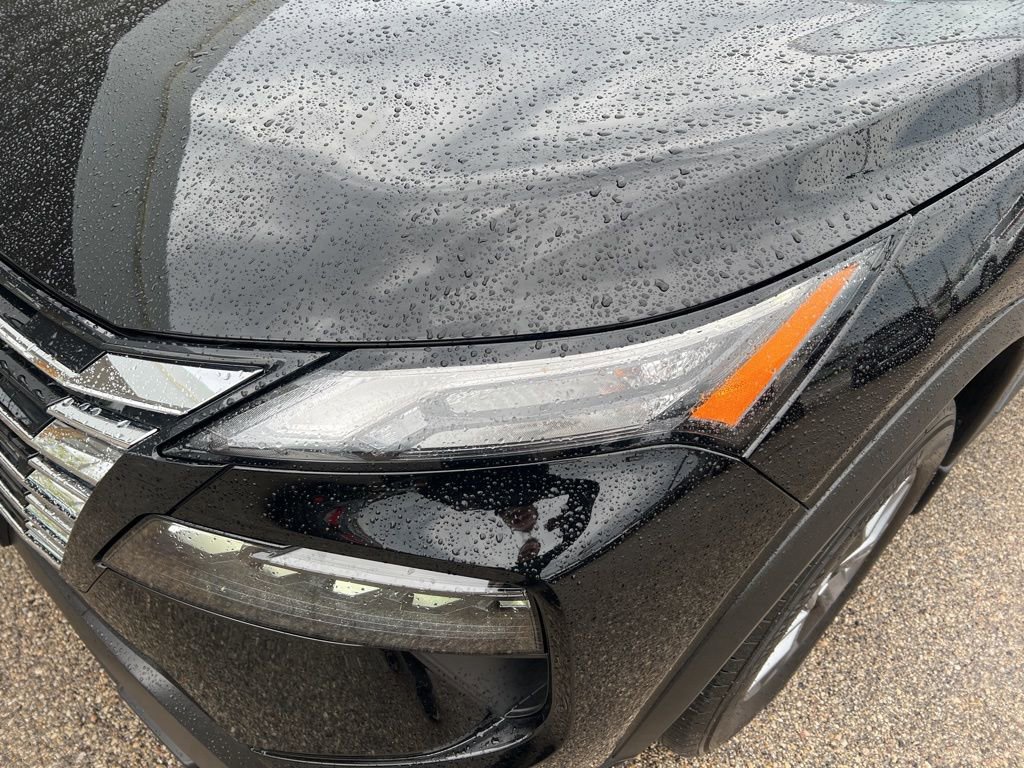 Certified 2024 Nissan Rogue S AWD/4WD image 26