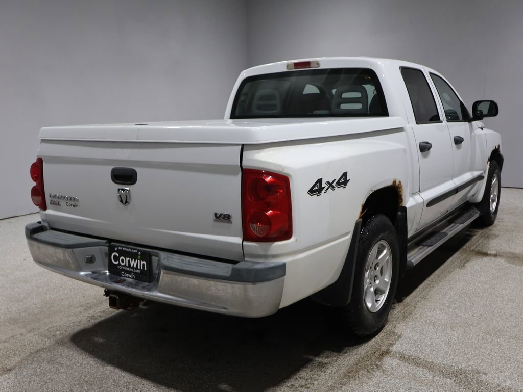 Used 2005 Dodge Dakota SLT image 2