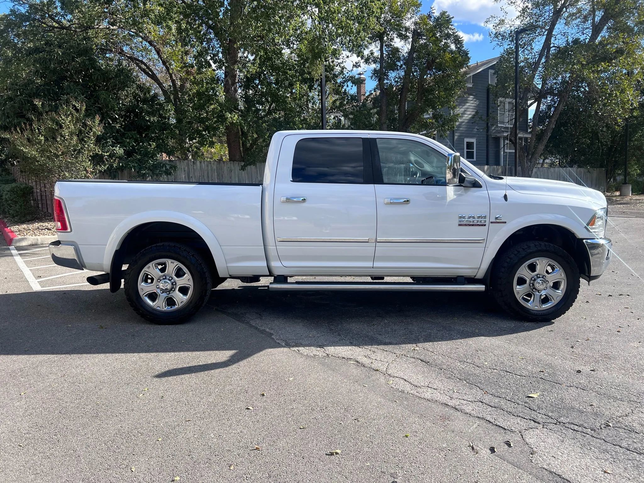 Used 2017 RAM 2500 Laramie w/ Convenience Group image 4