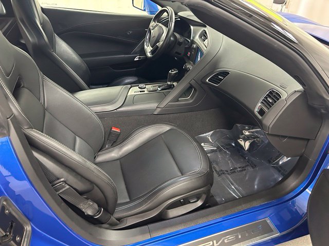 Used 2019 Chevrolet Corvette Stingray Coupe w/ Battery Protection Package RWD image 13