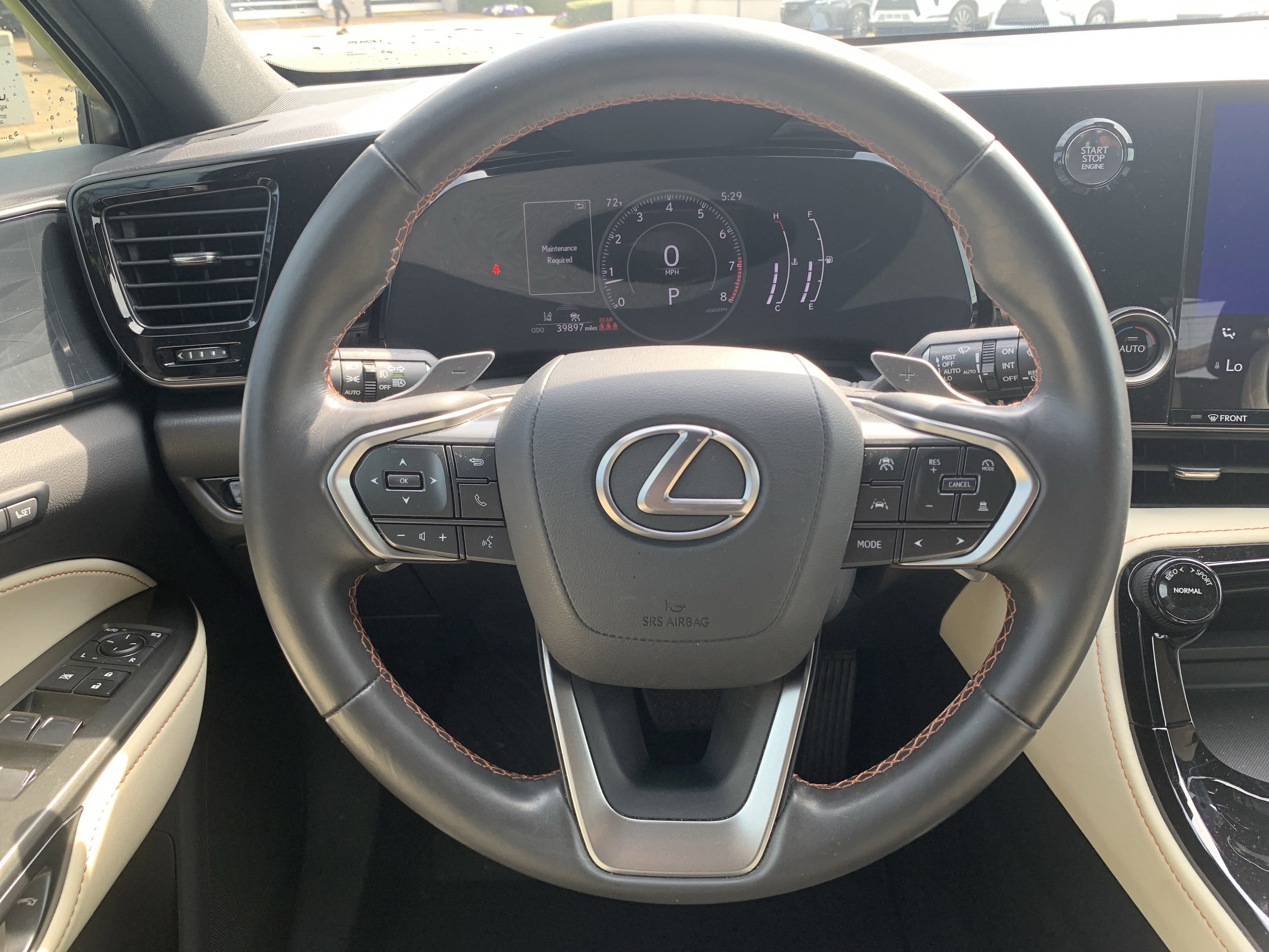 Used 2024 Lexus NX 250 FWD w/ Towing Package (2000 Lbs) image 18