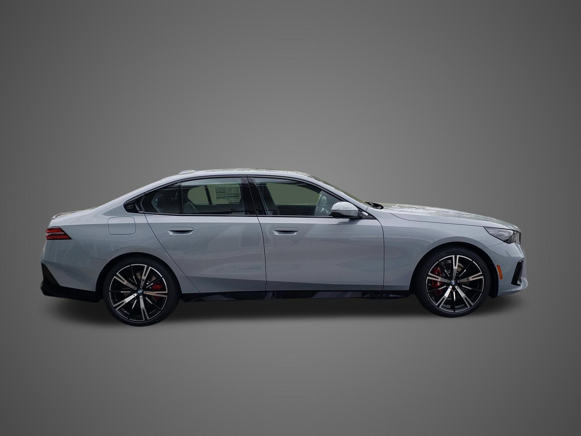 New 2027 BMW 530i xDrive w/ M Sport Package AWD/4WD image 4