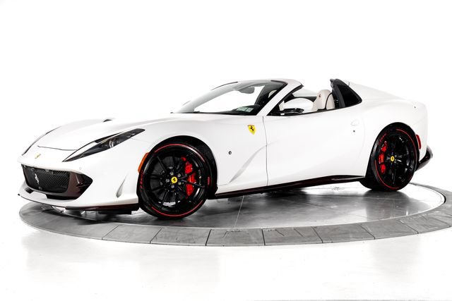 Used 2021 Ferrari 812 GTS RWD image 1