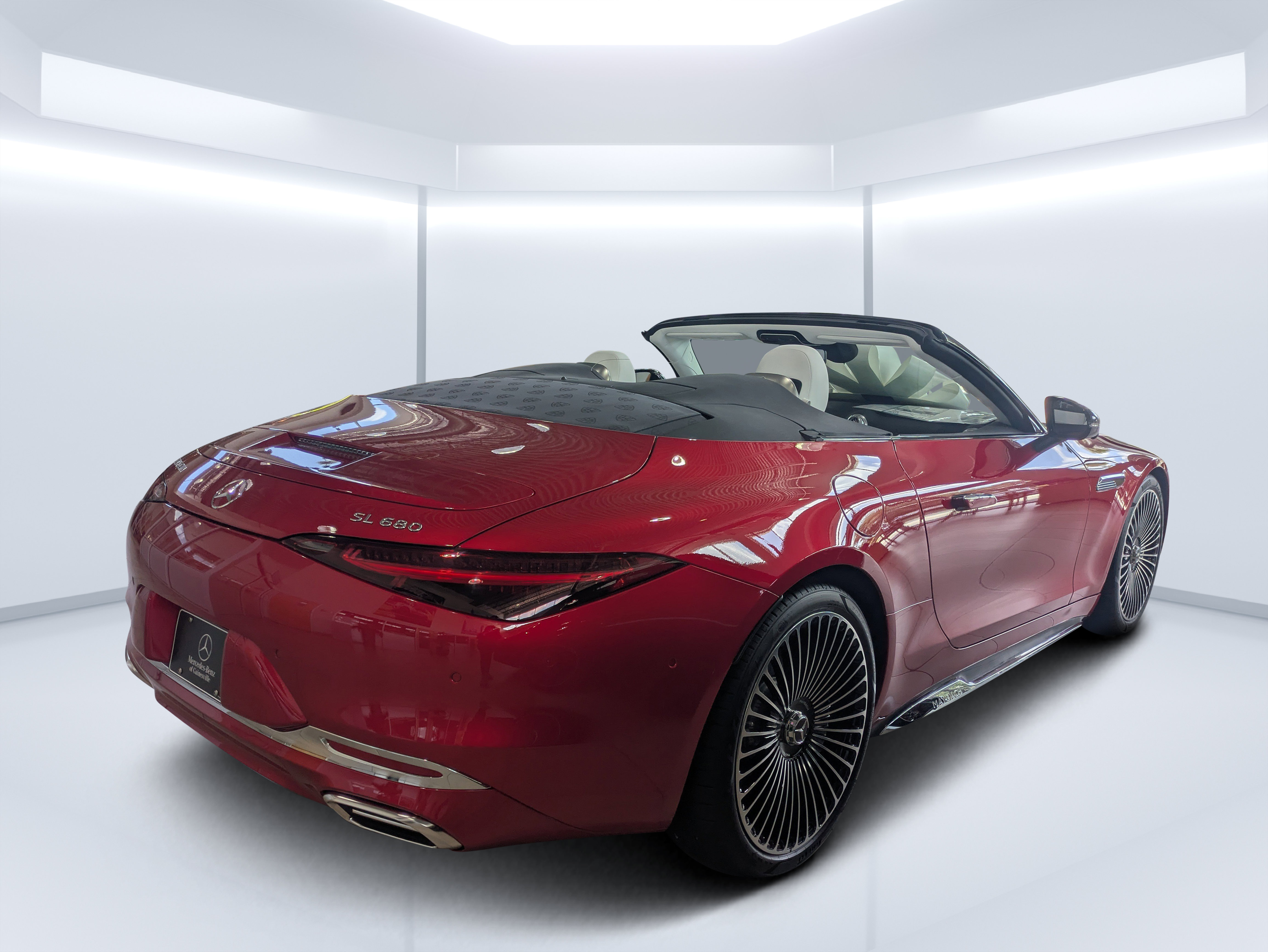 New 2026 Mercedes-Benz Maybach SL 680 image 2