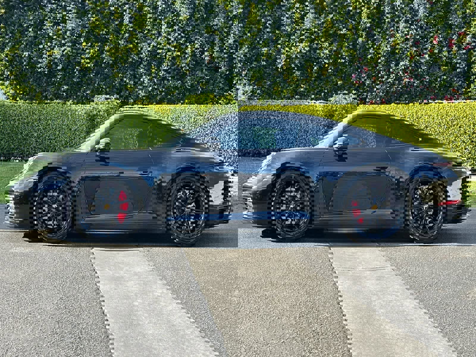 Certified 2021 Porsche 911 Carrera 4S image 2