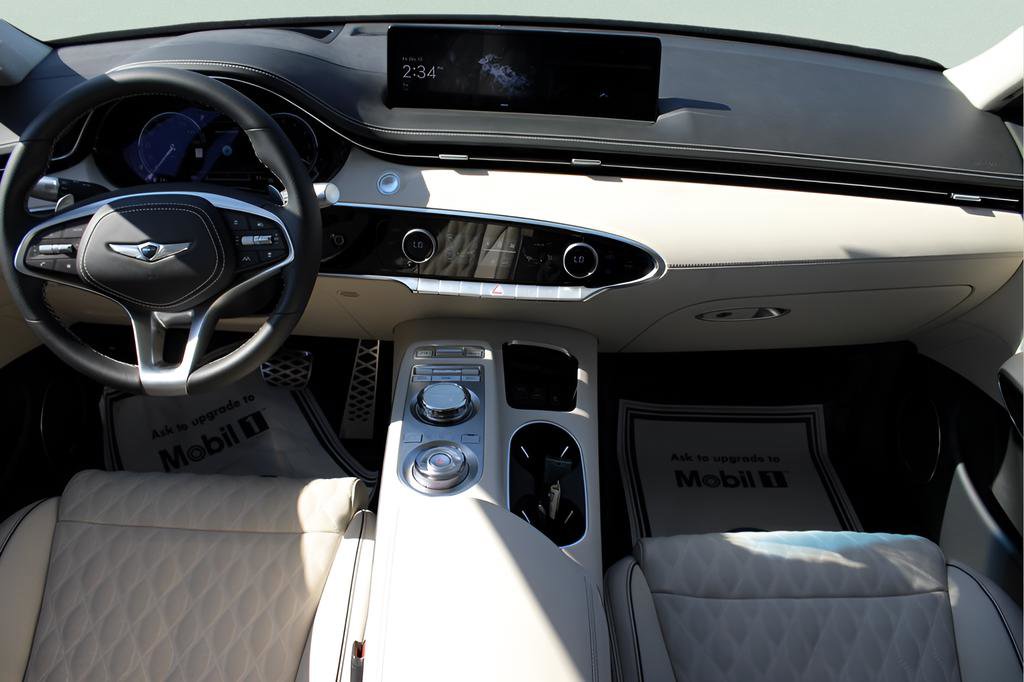 Used 2025 Genesis GV70 3.5T Sport w/ Sport Prestige Package AWD/4WD image 13